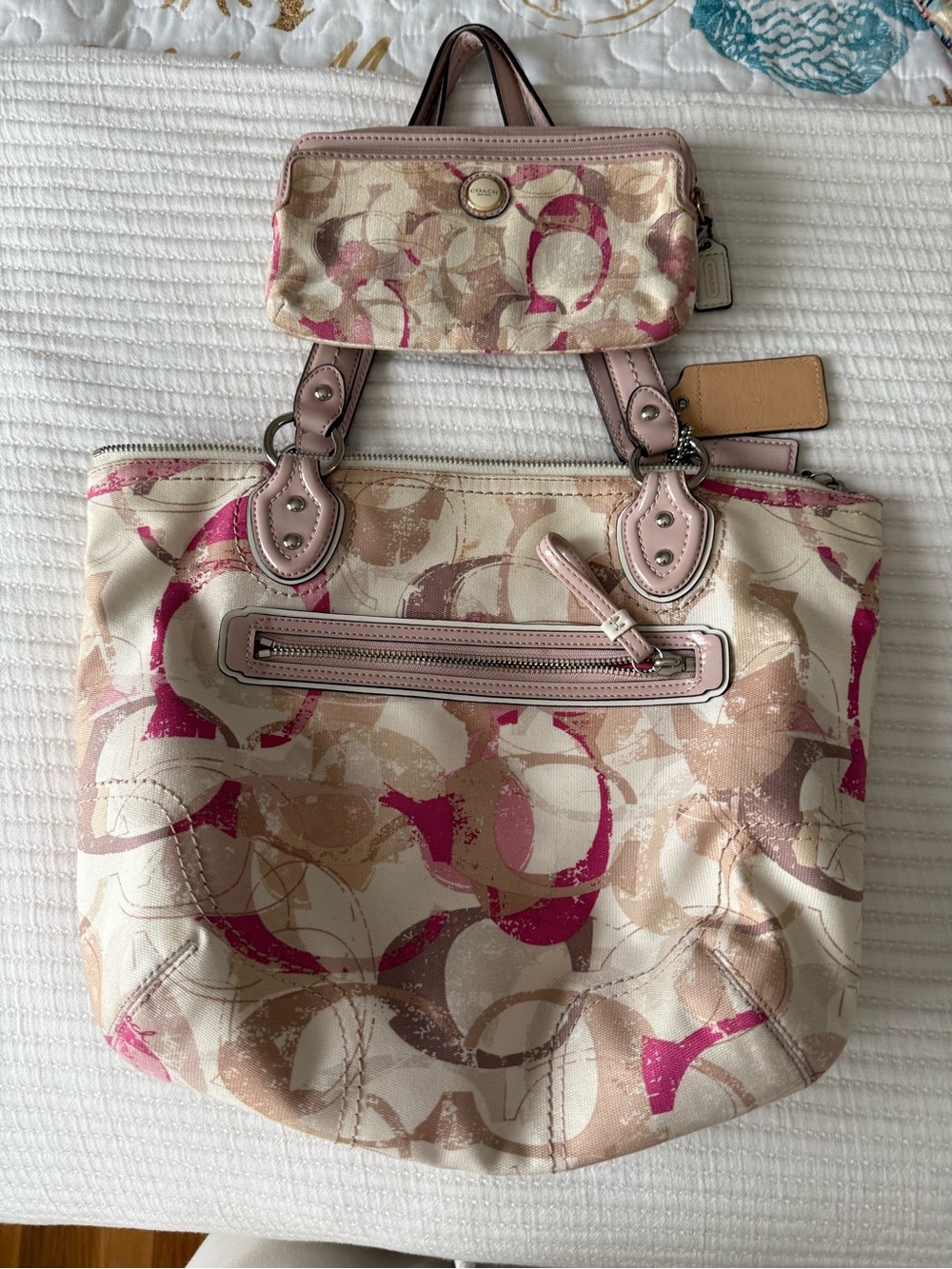 Coach purse with matching wallet